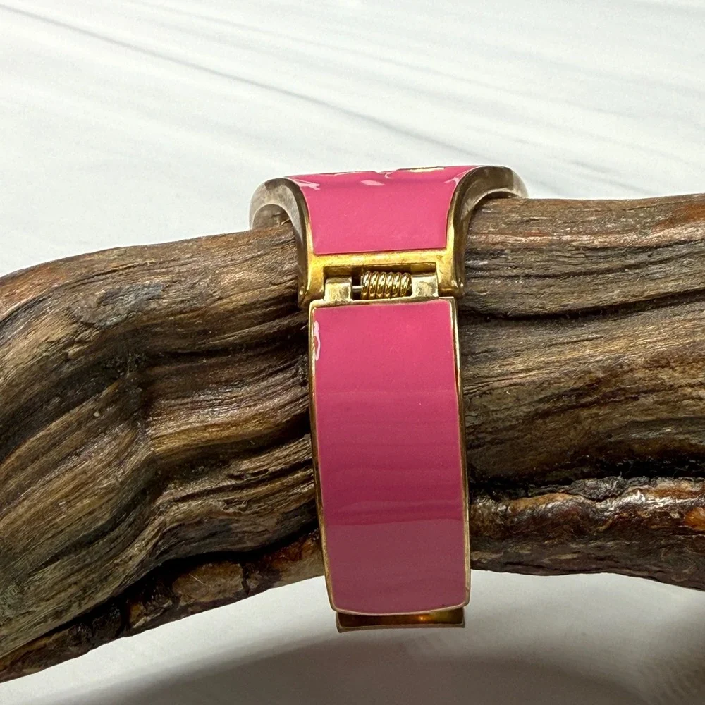 Geneva Platinum Pink Enamel Rhinestone Floral Cuff Watch 8663 Gold Tone